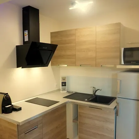 Deschamps Apartment