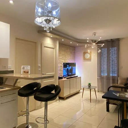 Apartment Deschamps *