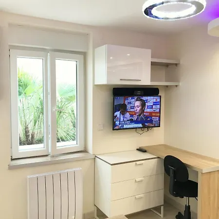 Deschamps * 몽뤼꽁