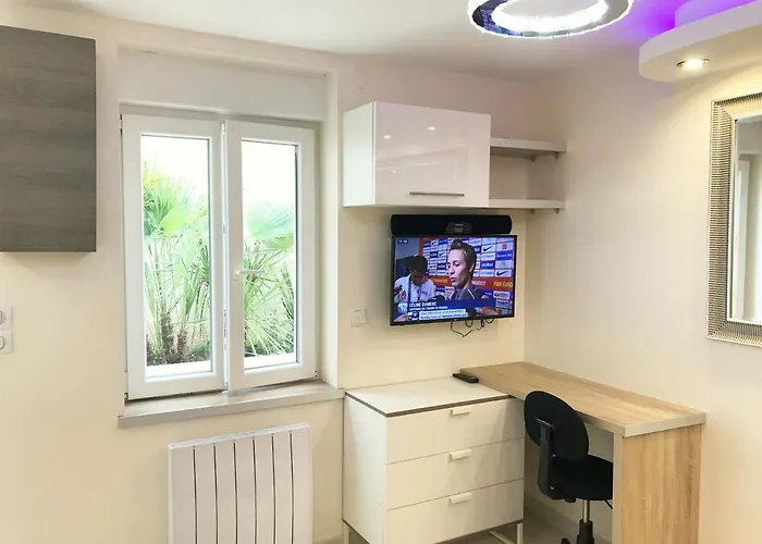 Deschamps * Монлюсон