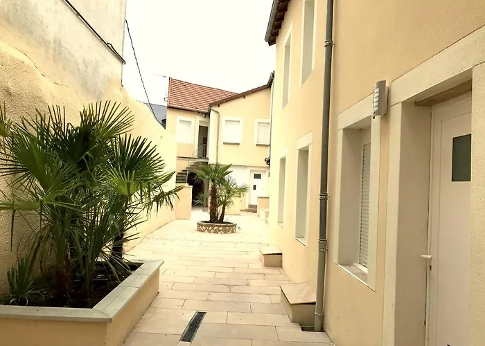 Deschamps Монлюсон