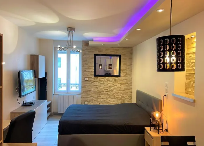 Deschamps Монлюсон