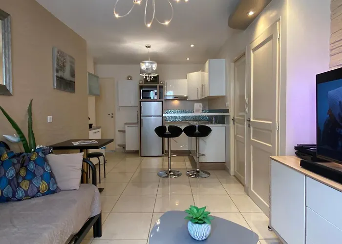 Deschamps * Монлюсон