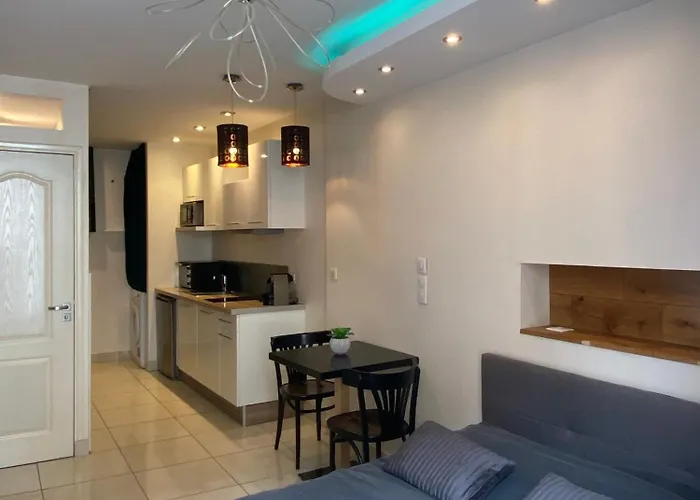 Deschamps Монлюсон